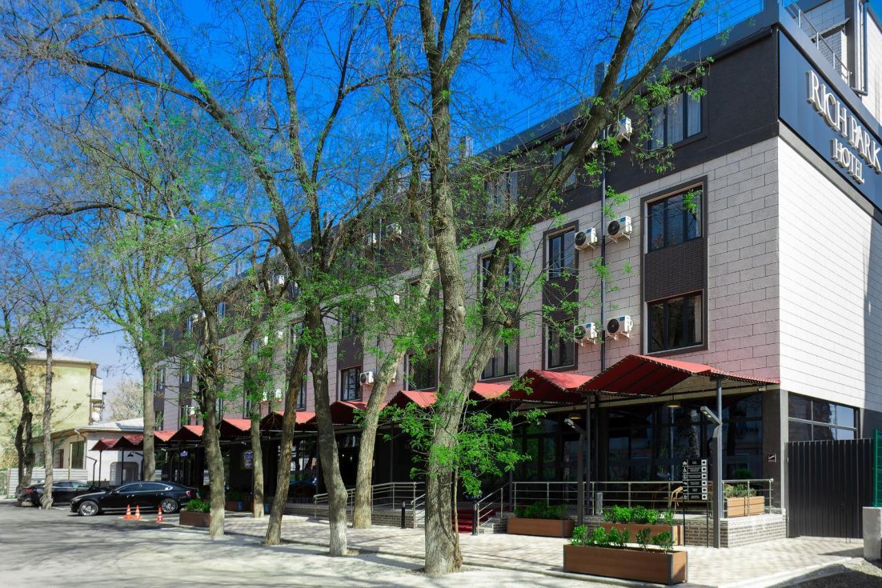 Rich Park Hotel ทาชเคนต์ ภายนอก รูปภาพ