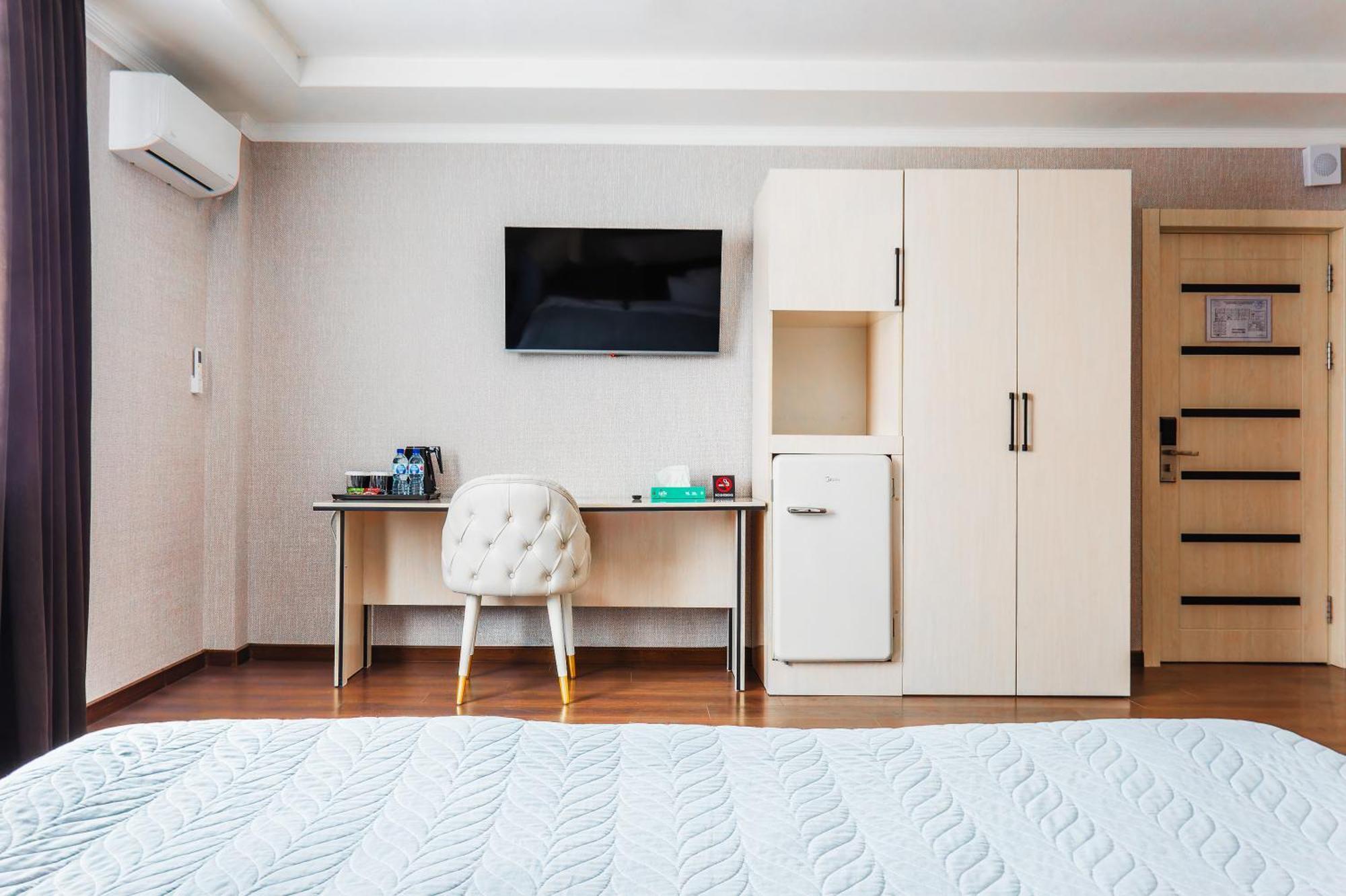 Rich Park Hotel ทาชเคนต์ ภายนอก รูปภาพ