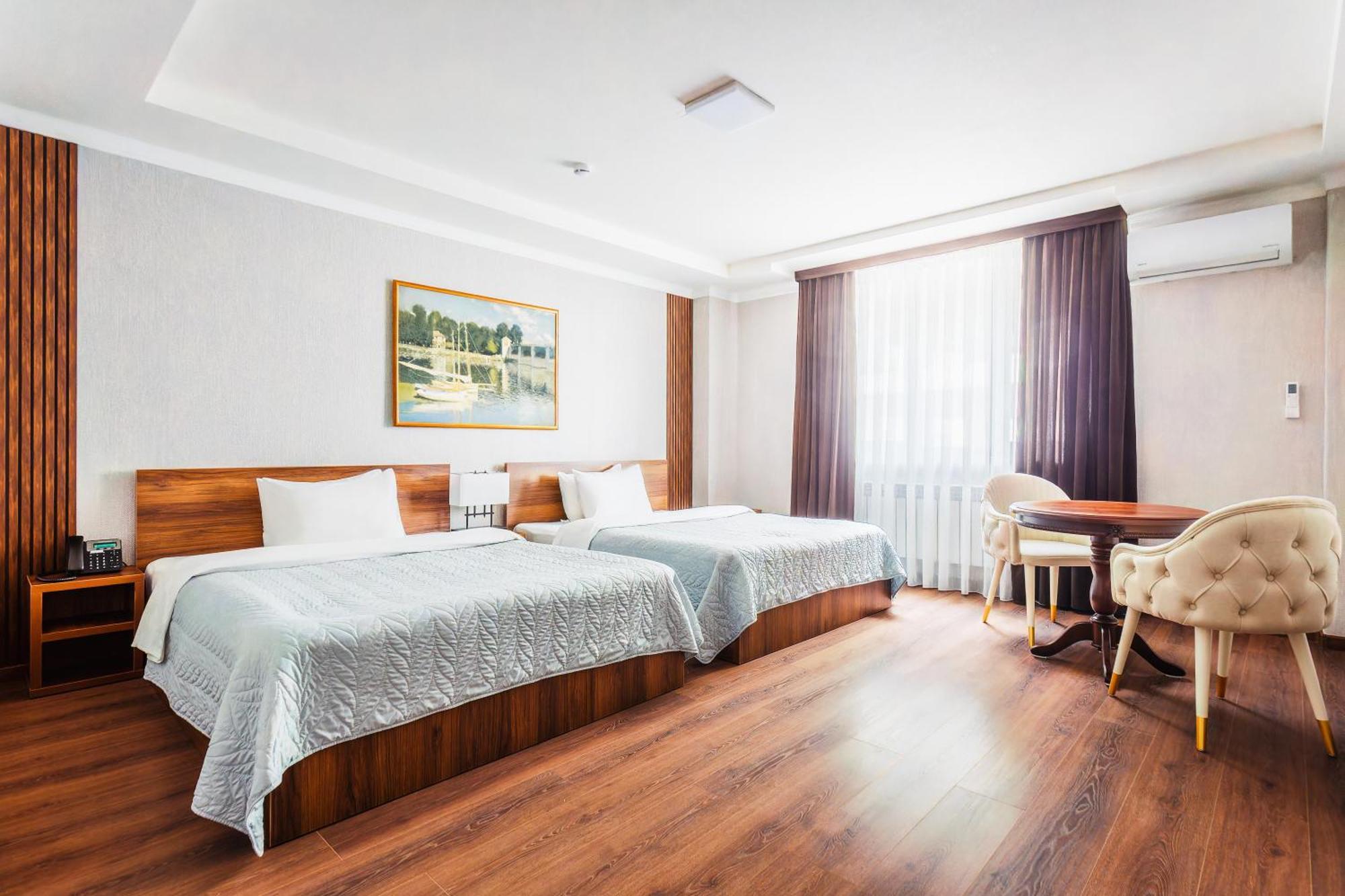 Rich Park Hotel ทาชเคนต์ ภายนอก รูปภาพ