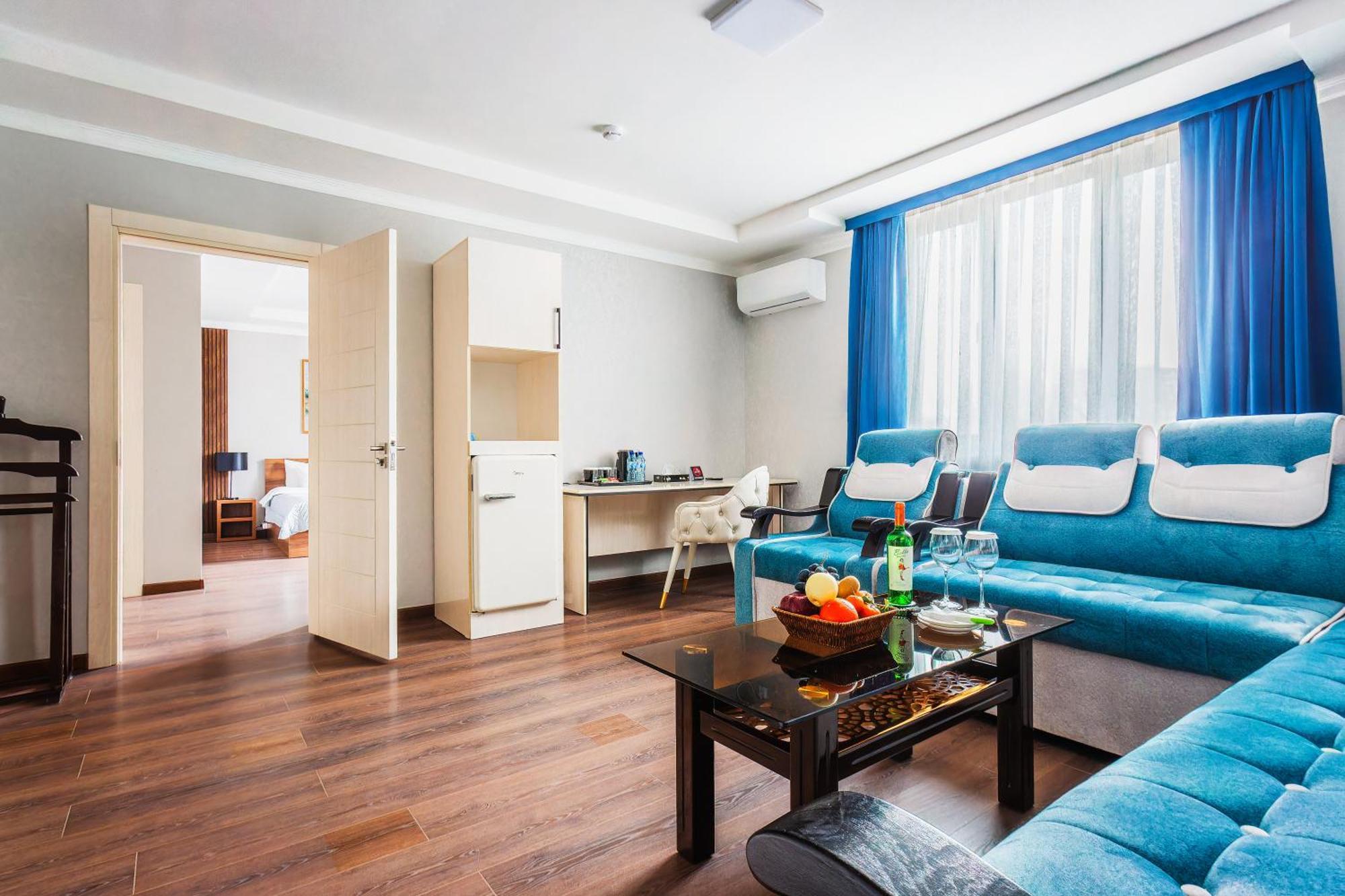 Rich Park Hotel ทาชเคนต์ ภายนอก รูปภาพ