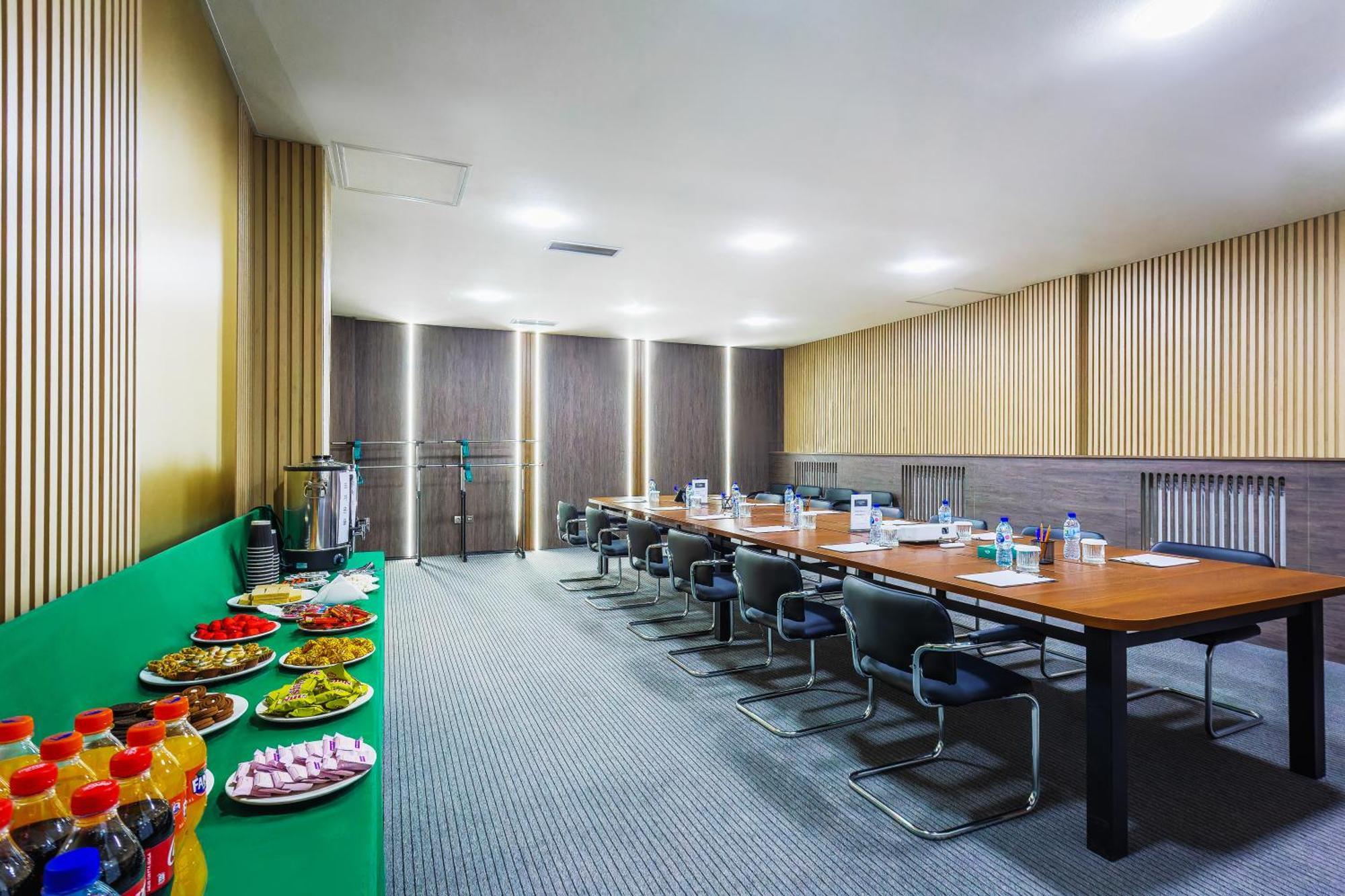 Rich Park Hotel ทาชเคนต์ ภายนอก รูปภาพ