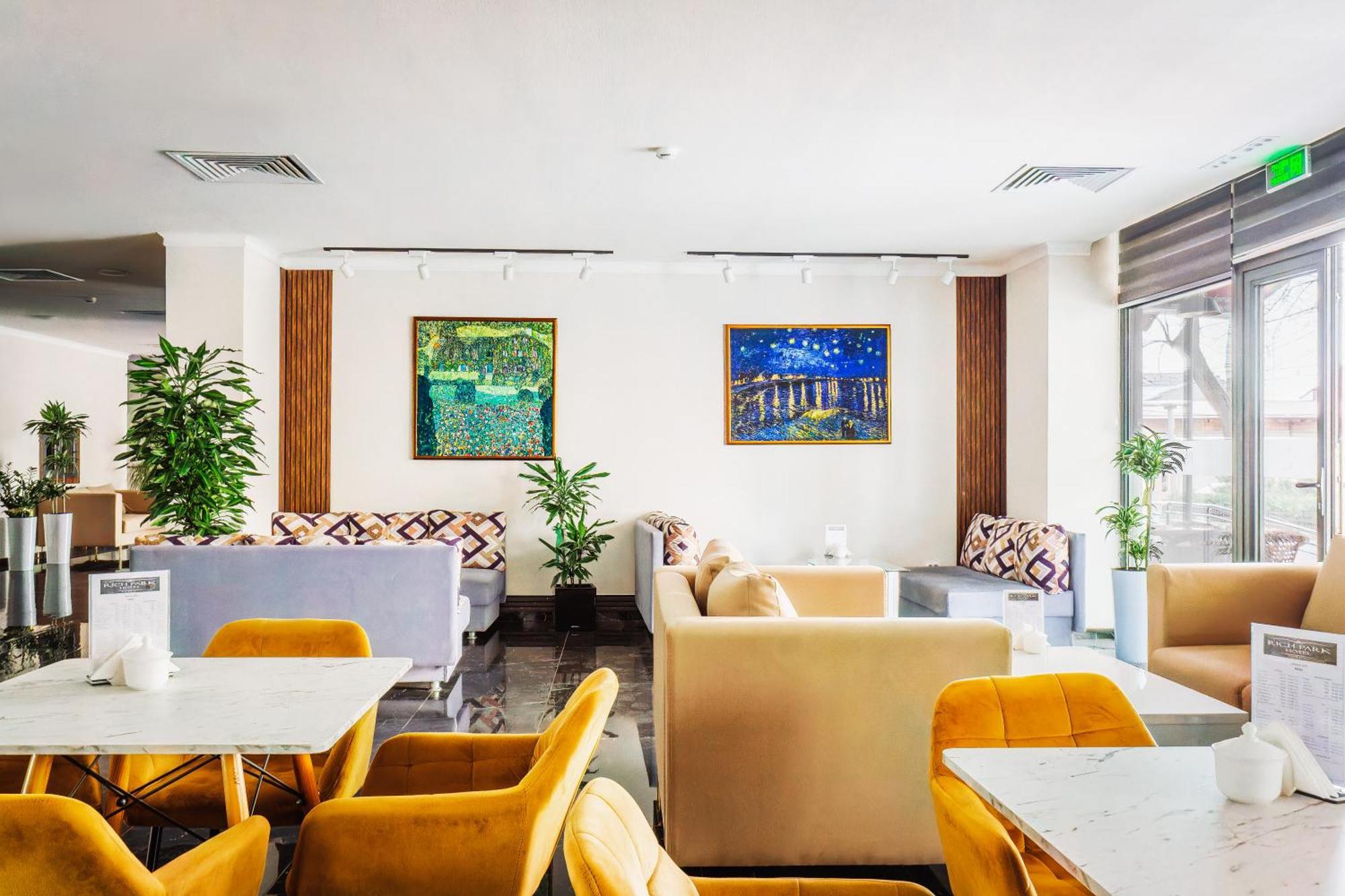 Rich Park Hotel ทาชเคนต์ ภายนอก รูปภาพ